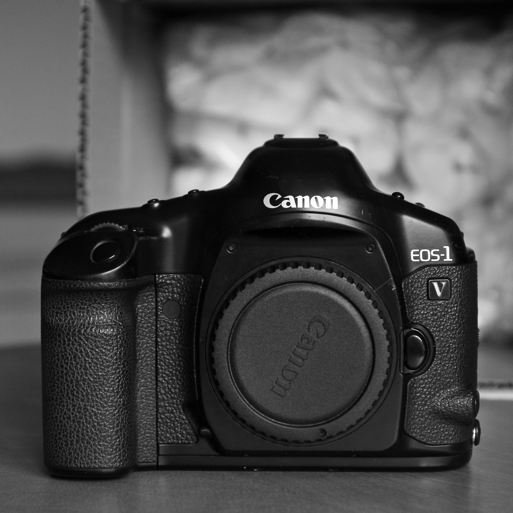 Пленочный фотоаппарат canon. Canon EOS 1v. Canon EOS 1 пленочный. Фотоаппарат Canon EOS 1 диджитал. 1v -HS Canon.