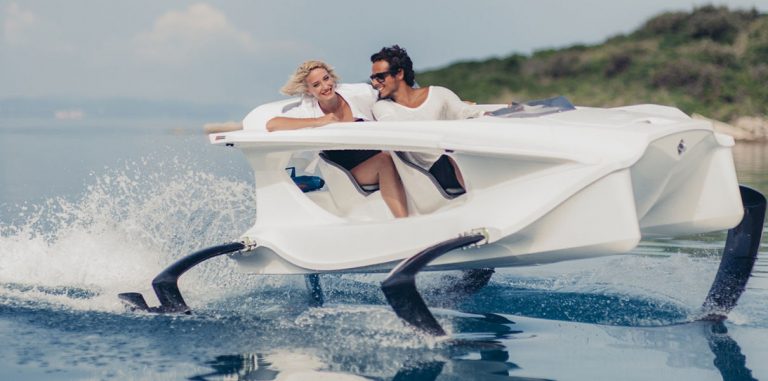 Электрический метеор Quadrofoil разгоняется до 40 км/ч