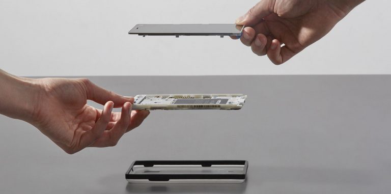 Модульный смартфон Fairphone 2 может работать десятилетиями
