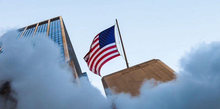 Для выдачи виз консульства США будут изучать страницы в соцсетях