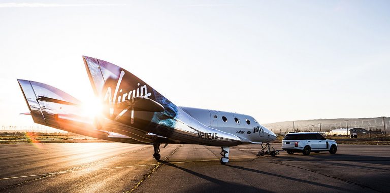 Virgin Galactic получила лицензию FAA на испытание космолета