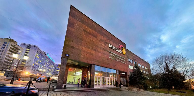 В России создали супермагнит для проектов в Арктике и космосе