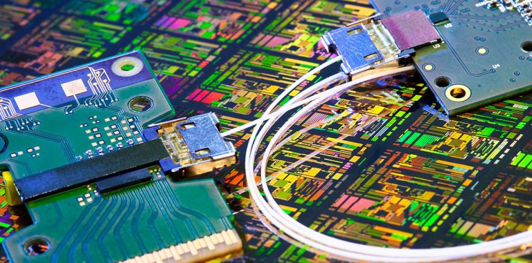 Intel отказывается от проводов и берет курс на машинное обучение