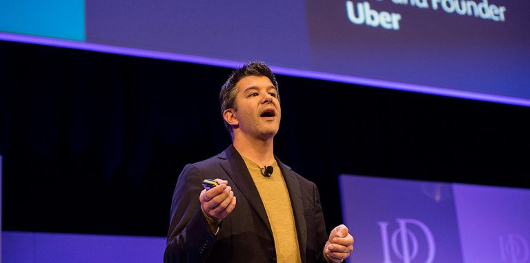 Uber первым заменит таксистов на роботов