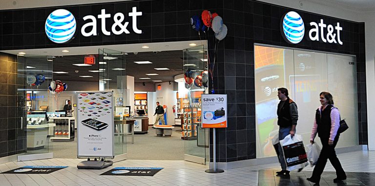 Apple, Alphabet и AT&T выступили против «звонков роботов»