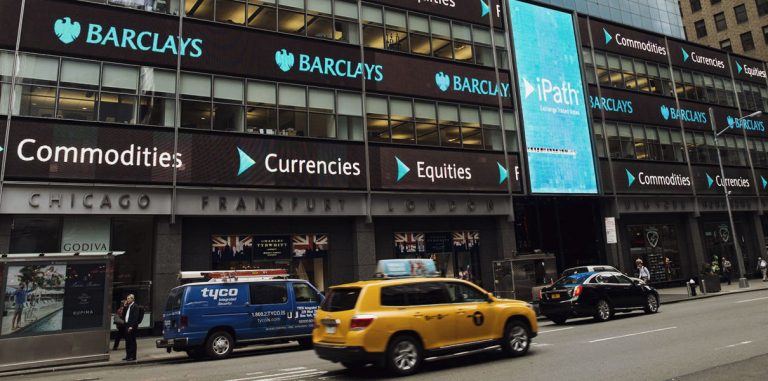 Банк Barclays провел первую в мире торговую сделку через блокчейн