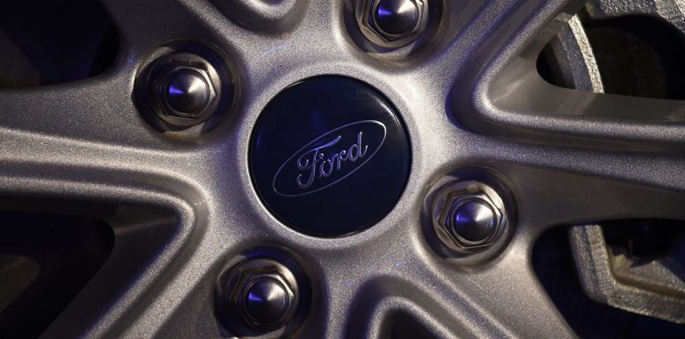 Ford планирует электрифицировать самые успешные свои модели
