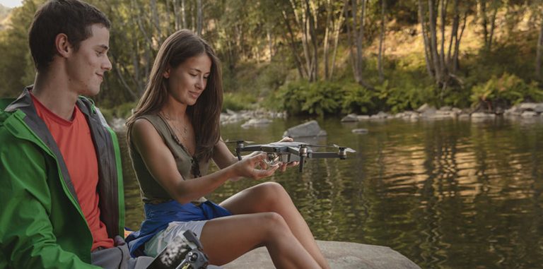 Новый селфи-дрон от DJI можно сложить и уместить в рюкзаке