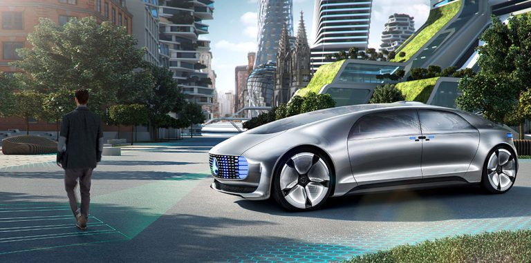 Беспилотники Mercedes-Benz в аварии будут жертвовать пешеходами