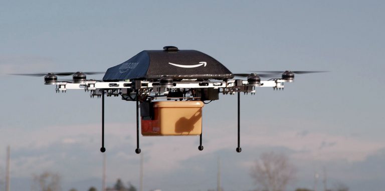 Amazon запатентовала минидрона — идеального помощника полицейского