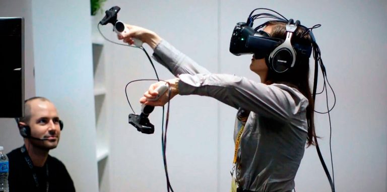 HTC готовит к запуску игровую VR-платформу для бизнеса