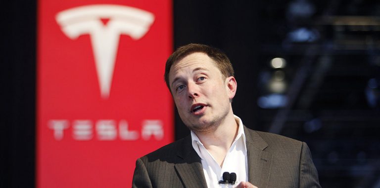 Илон Маск намекнул, что Gigafactory построят в Британии