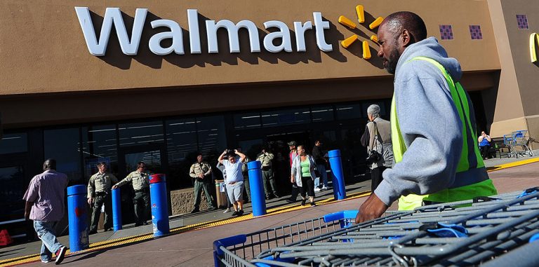 ИИ-чатбот помогает сотрудникам Walmart узнать о своих правах