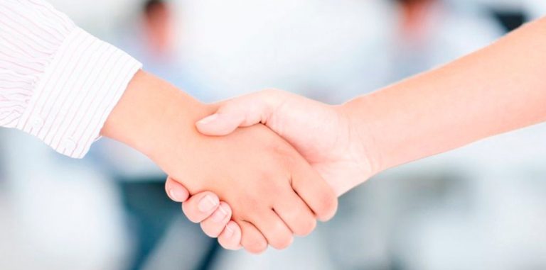 Сервис Handshake помогает выпускникам вузов найти работу своей мечты