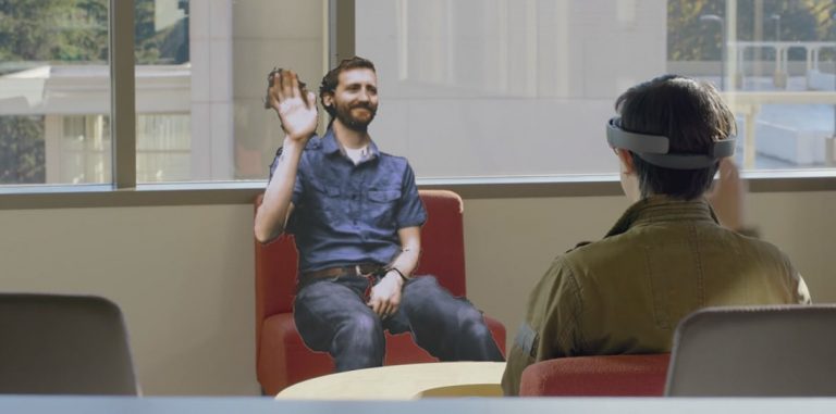Голографическая телепортация HoloLens будет доступна даже в поездках