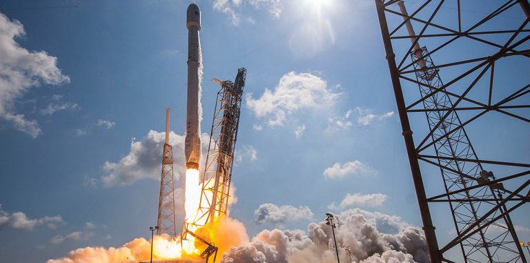 SpaceX возобновит запуски Falcon 9 в середине декабря