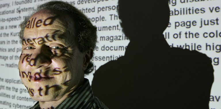 Рэй Курцвейл: «В ближайшие 10 лет мы начнем печатать себе одежду дома»
