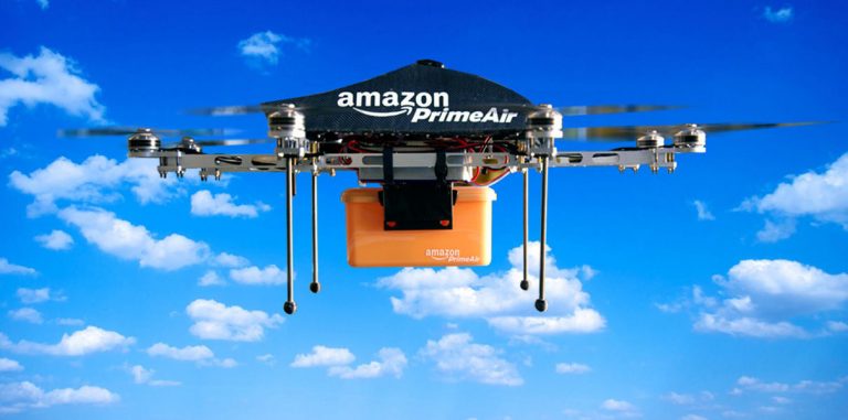 Amazon запатентовала летающий ангар для дронов