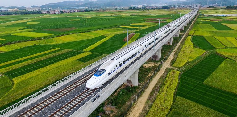 К 2020 году в Китае будет 30 тысяч км скоростных железных дорог