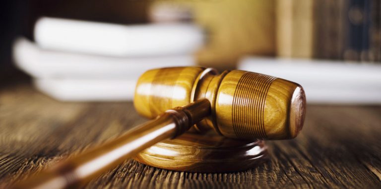 Британские суды начнут судить по Скайпу