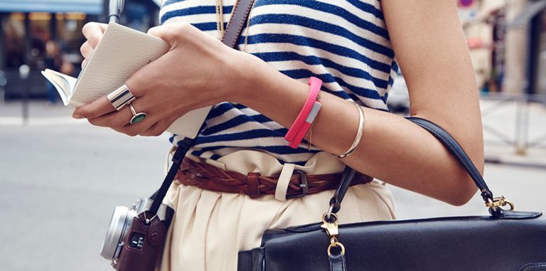 Jawbone будет выпускать только медицинские устройства