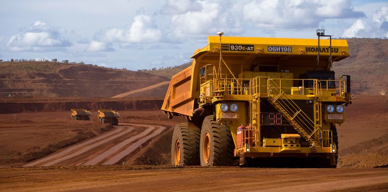 Komatsu будет использовать ИИ на строительных площадках
