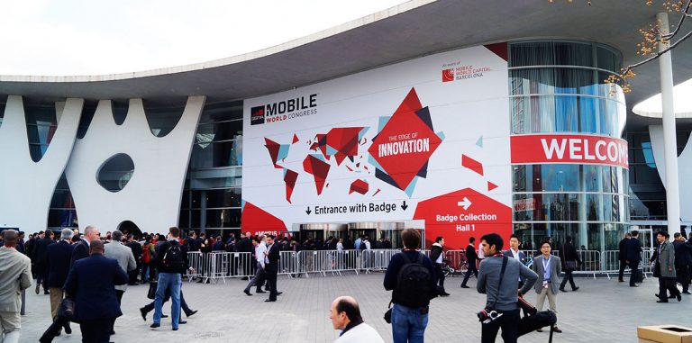 На конференции MWC гадают, что придет на смену смартфонам