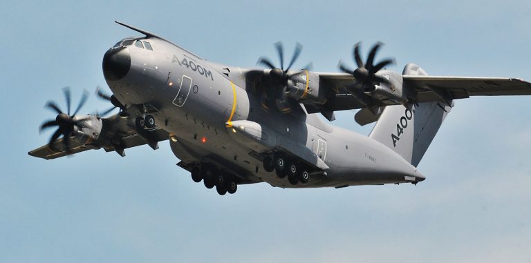ЮАР займется созданием деталей для самолетов Boeing и Airbus