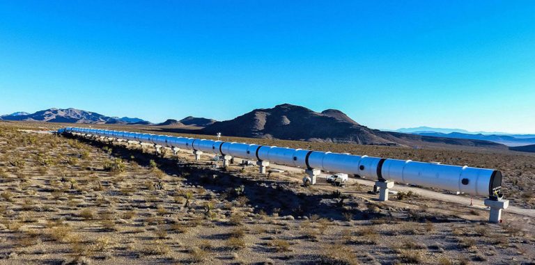 Hyperloop One показала фотографии тестового трека в Неваде