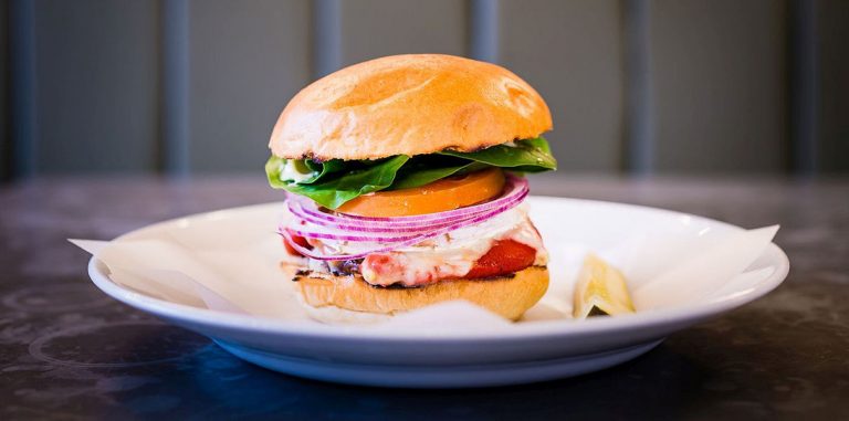 Impossible Foods будет производить 450 тонн искусственного мяса в месяц