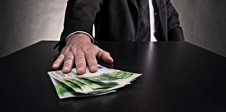 Анализ данных поможет странам бороться с коррупцией