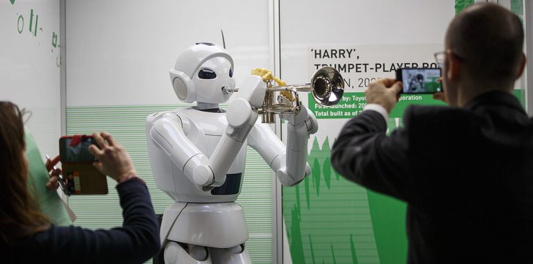 К 2030 году роботы займут треть рабочих мест в Великобритании