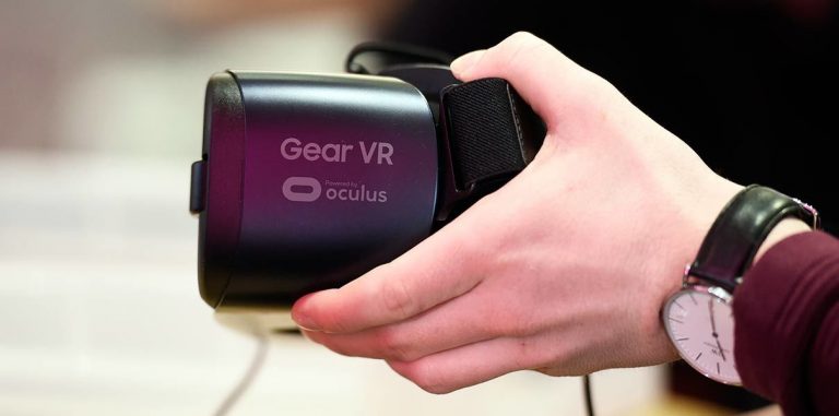 Алгоритм Кармака улучшает четкость изображения Gear VR