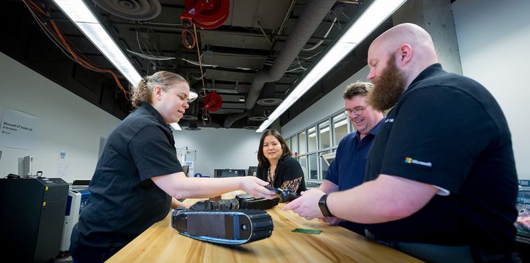 Microsoft открывает лабораторию IoT & AI Insiders Lab в Европе