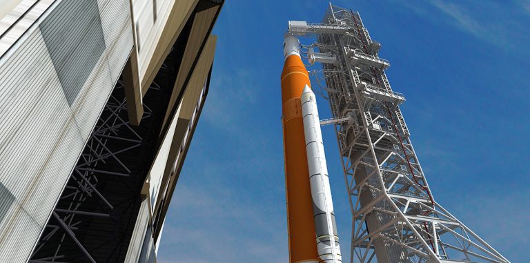 NASA переносит запуск корабля Orion на Марс