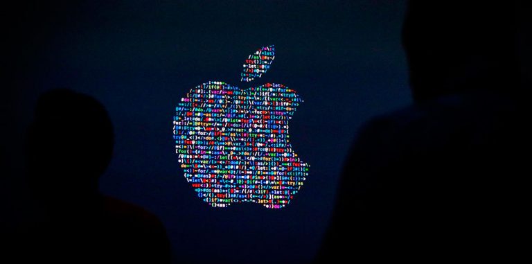 Apple займется подготовкой операторов для робомобилей