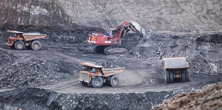 Caterpillar позволяет управлять бульдозерами на расстоянии 5000 км