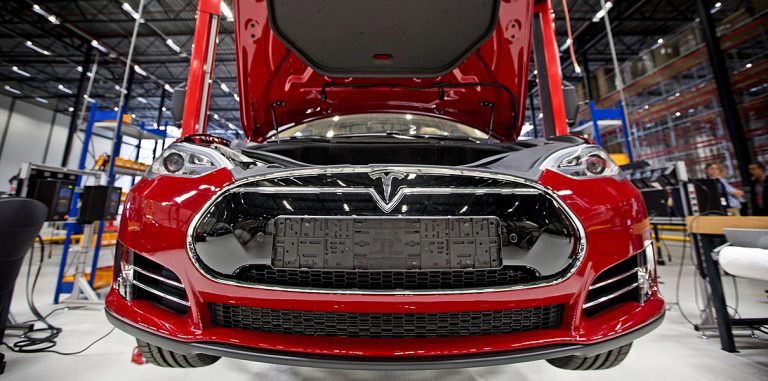 Илон Маск меняет процесс производства Model 3