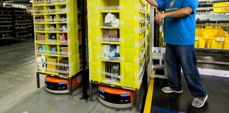 Роботизированный склад Amazon в Британии создаст 1200 рабочих мест