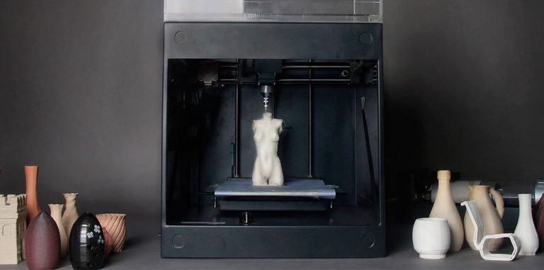 3D-принтер ClayXYZ печатает посуду и другие объекты из глины