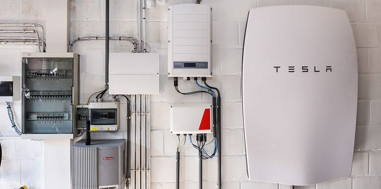 Коммунальная служба в США сдаст жильцам Tesla Powerwall за $15 в месяц