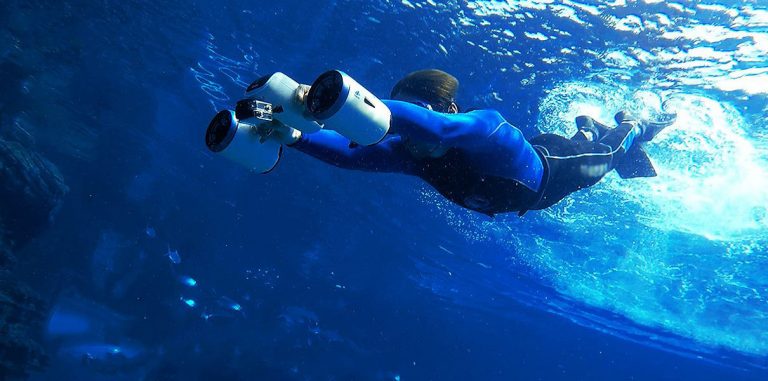 Sublue WhiteShark — подводный скутер со скоростью 6 км/ч