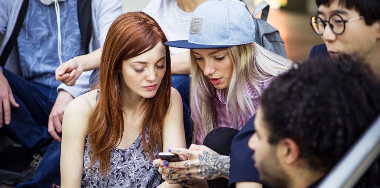 Instagram больше других соцсетей вредит психике