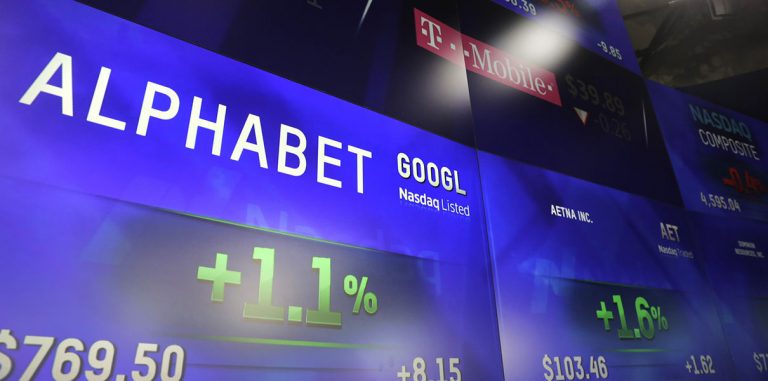 Компания Alphabet стала самой дорогой в мире, обогнав Apple