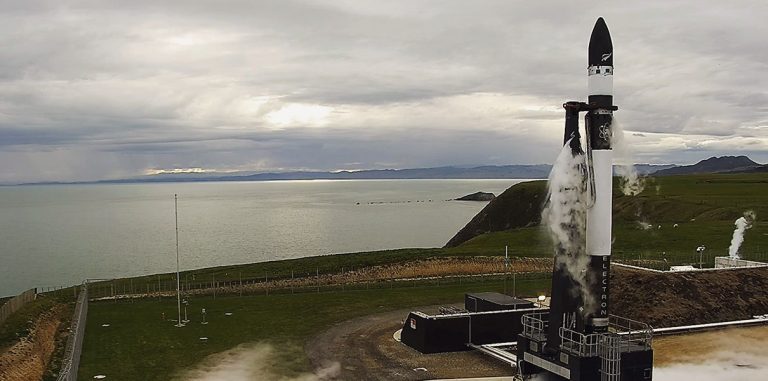 Первый запуск Rocket Lab прошел не по сценарию