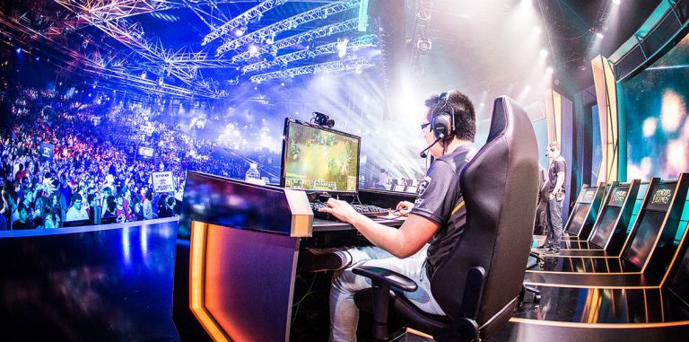 PwC: рынок VR будет расти на 70% в год