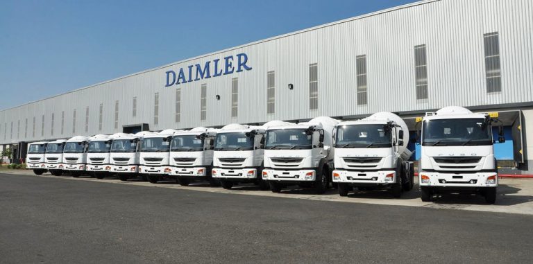Daimler начнет серийное производство электрогрузовиков в 2019 году