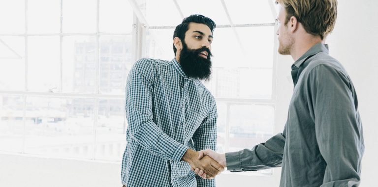 Handshake помогает выпускникам колледжей найти свое призвание