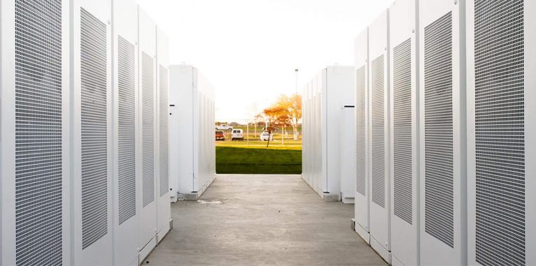 Tesla поможет Австралии сэкономить на счетах за электричество