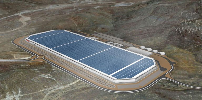 На Gigafactory началось производство аккумуляторов для Tesla Model 3